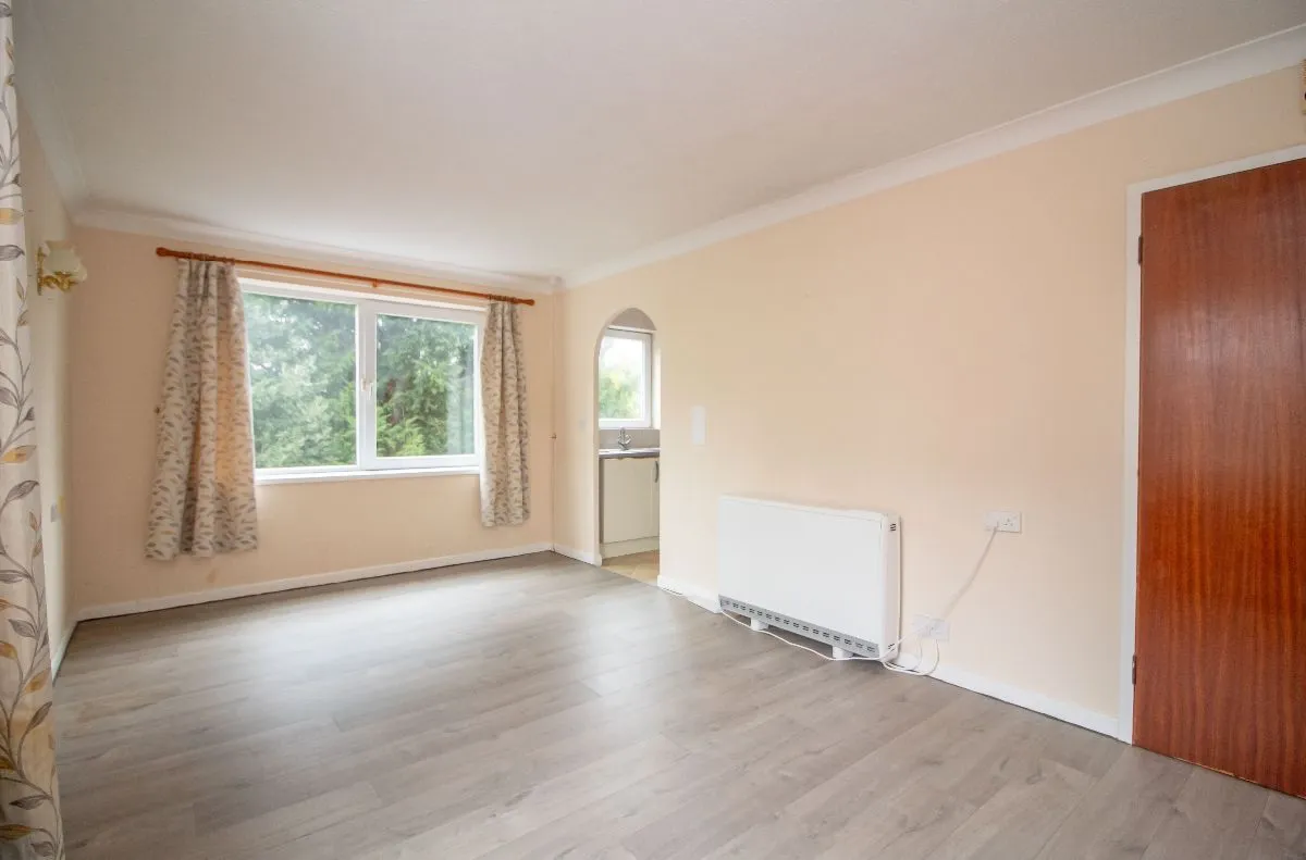 Hulbert Road, Waterlooville, PO7 7JY, photo 5