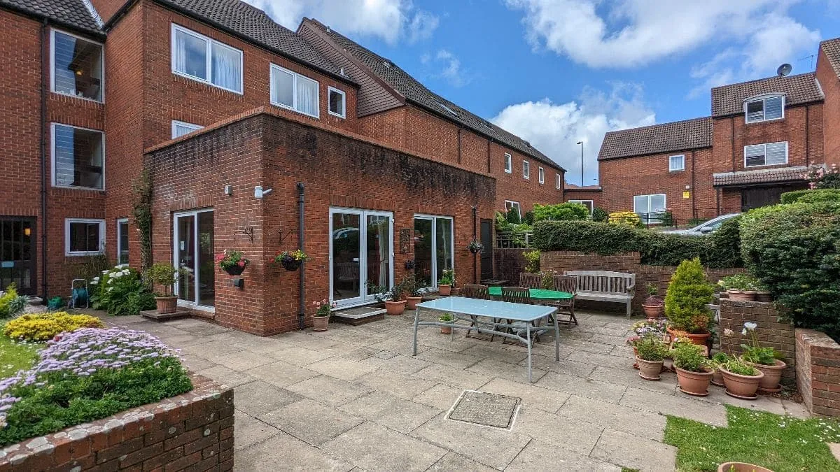 Hulbert Road, Waterlooville, PO7 7JY, photo 9