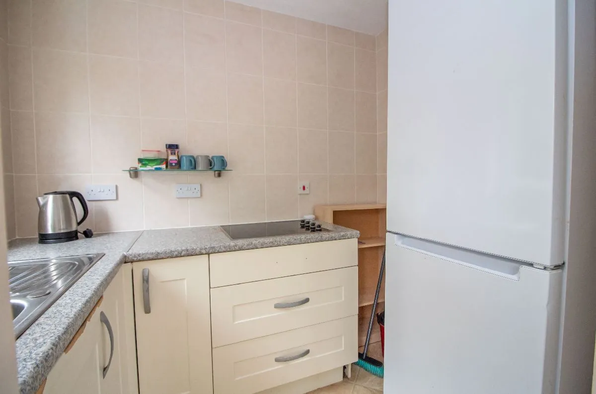 Hulbert Road, Waterlooville, PO7 7JY, photo 10