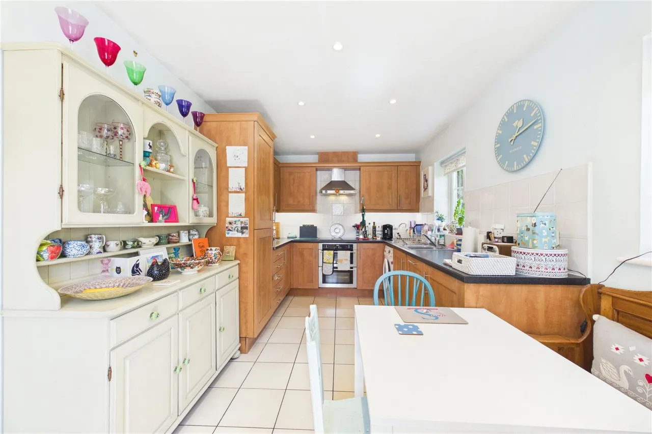 Morrison Close, Upper Basildon, RG8, photo 5