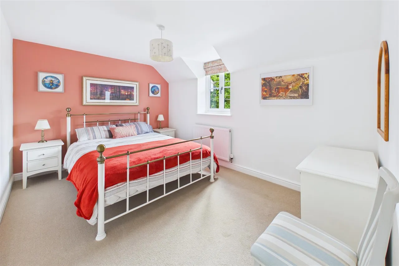 Mill Street, Middleton, IP17, photo 9