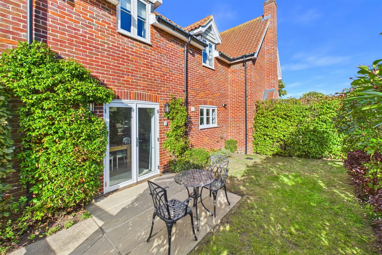 Mill Street, Middleton, IP17, photo 22