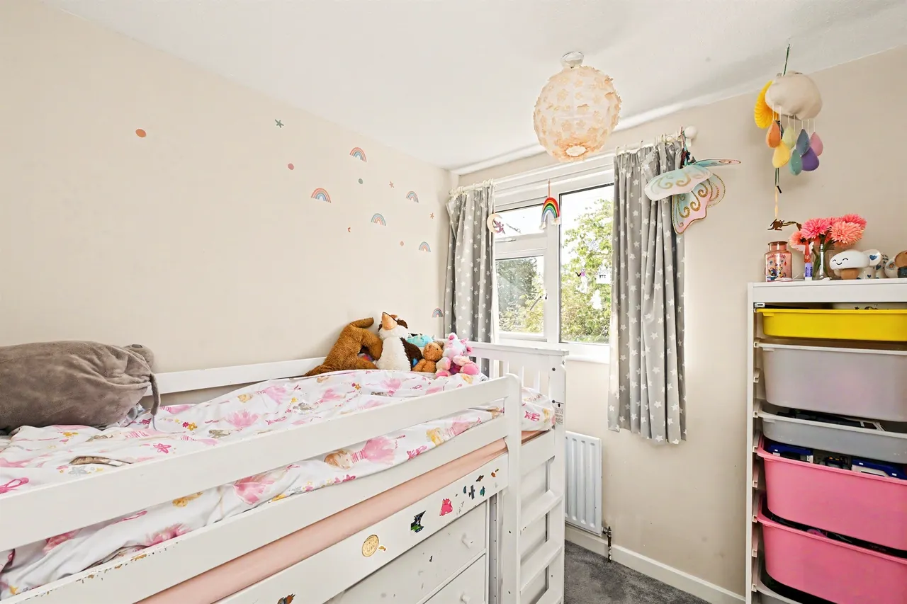 Faversham Close, Tring, HP23, photo 15