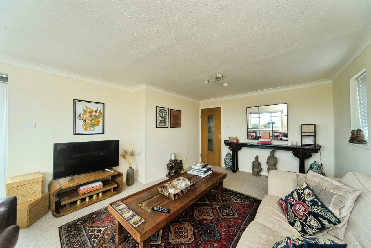 Blakes Way, Eastbourne, photo 9