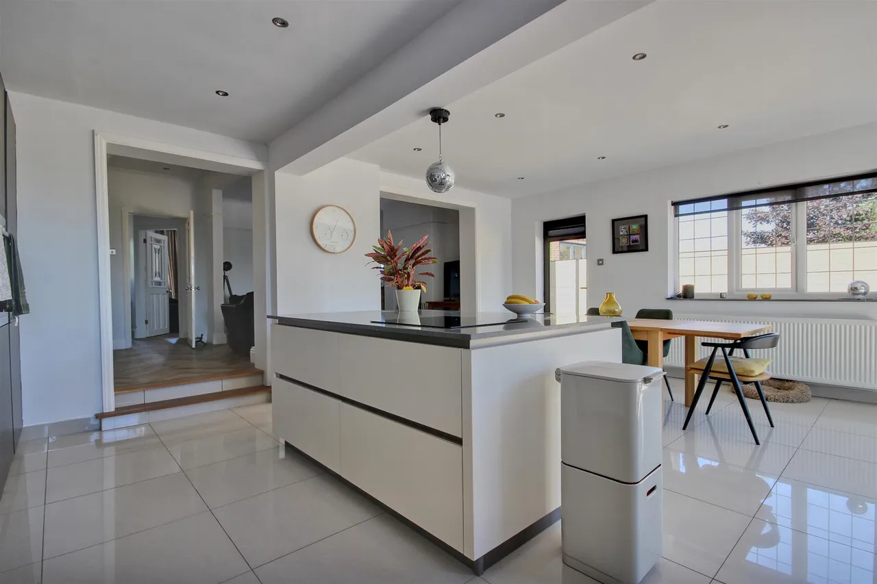Molescroft Road, Beverley, photo 6
