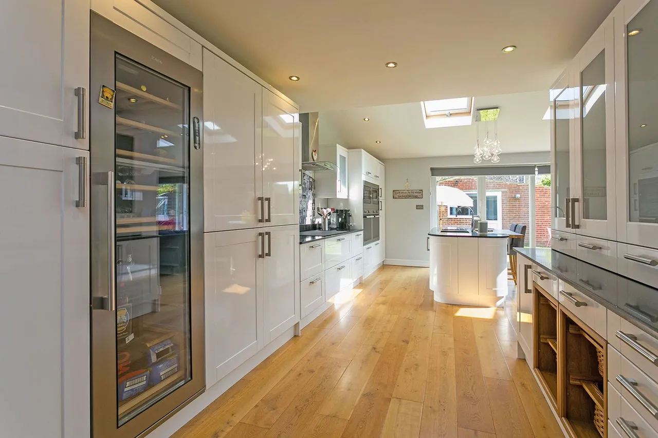 Cranbrook Drive, Maidenhead, Berkshire, photo 10