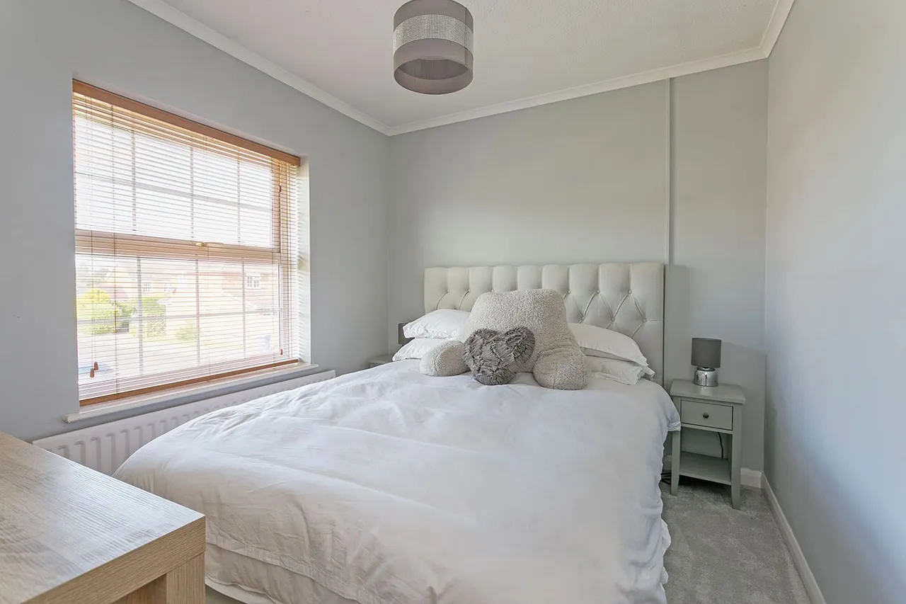 Cranbrook Drive, Maidenhead, Berkshire, photo 22