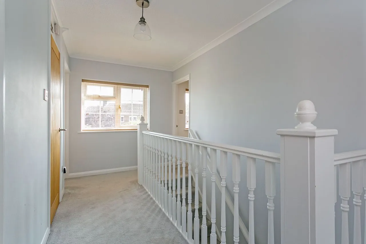 Cranbrook Drive, Maidenhead, Berkshire, photo 23