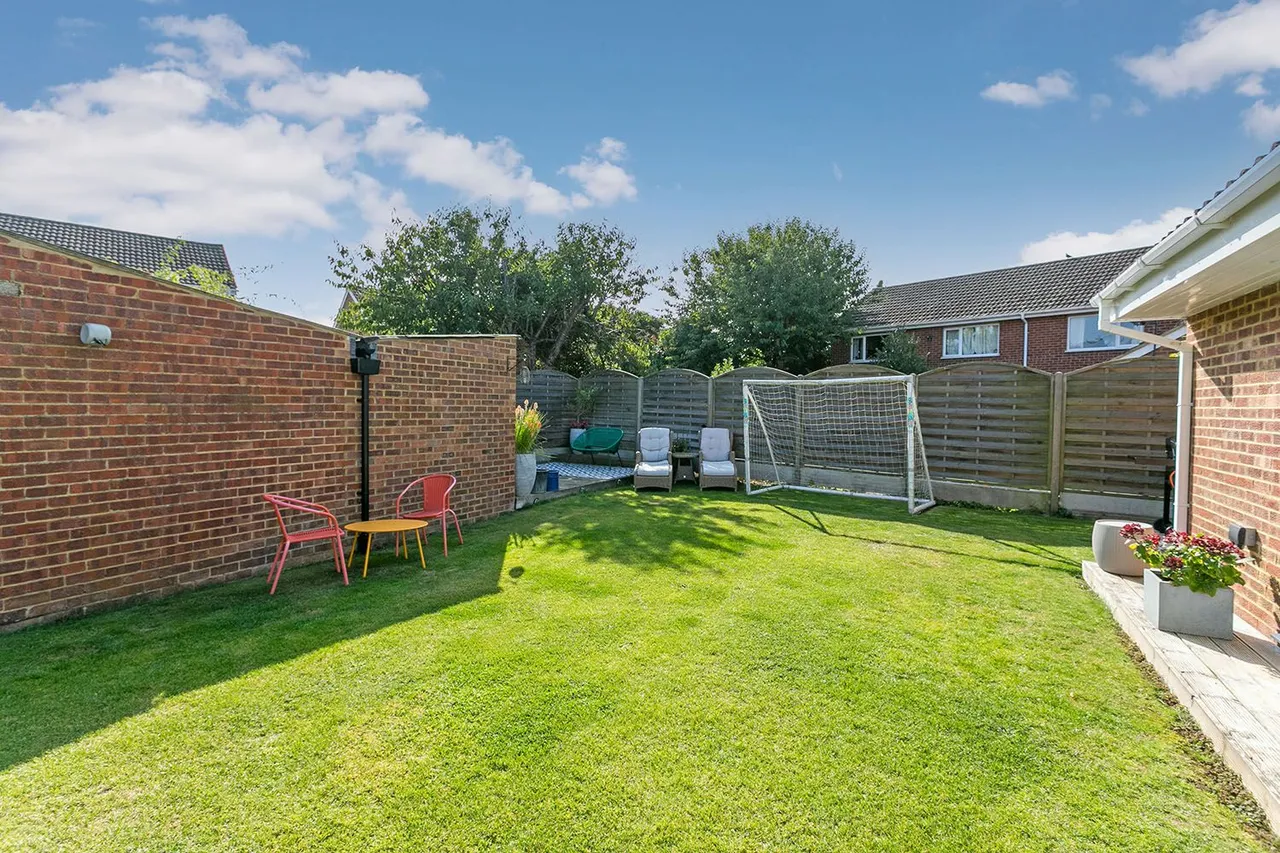 Cranbrook Drive, Maidenhead, Berkshire, photo 5