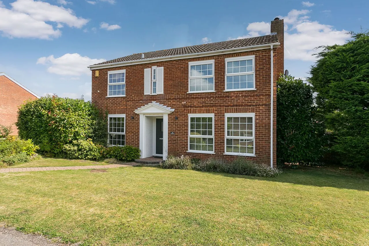 Cranbrook Drive, Maidenhead, Berkshire, photo 27