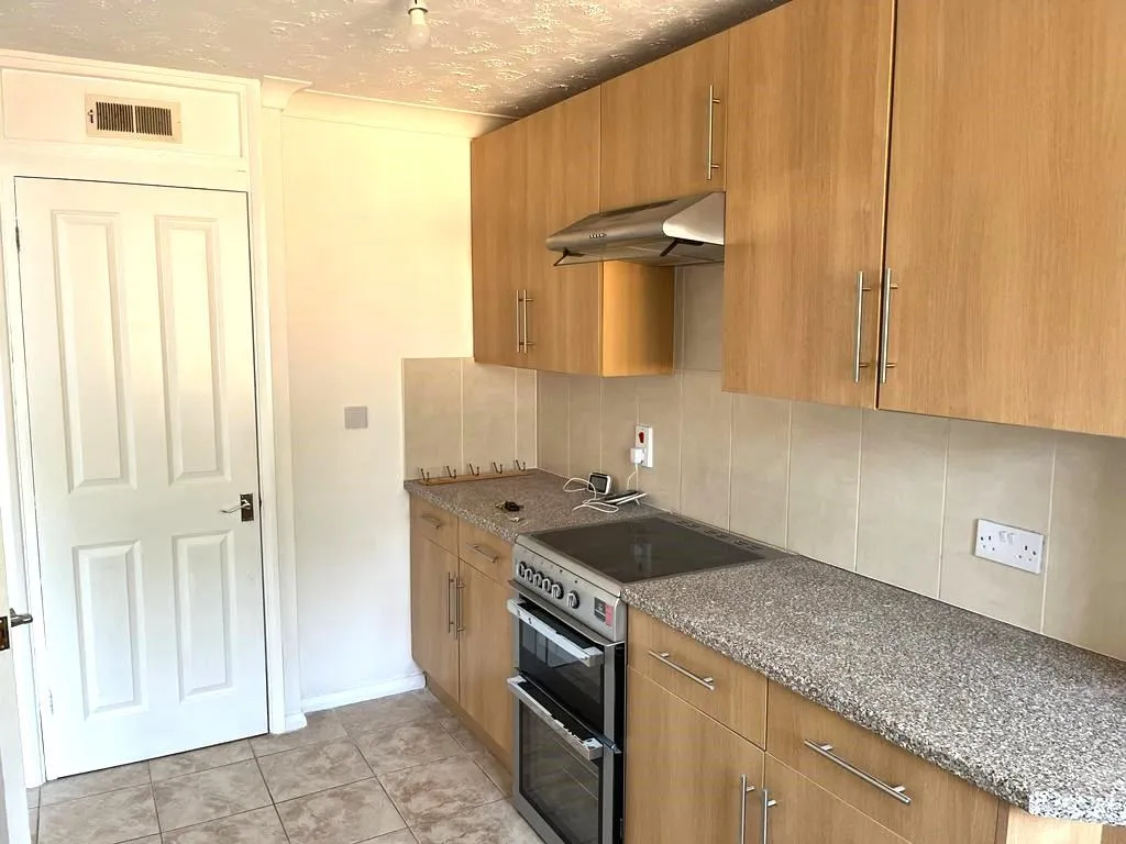 Trundle View Close, Barnham, photo 6