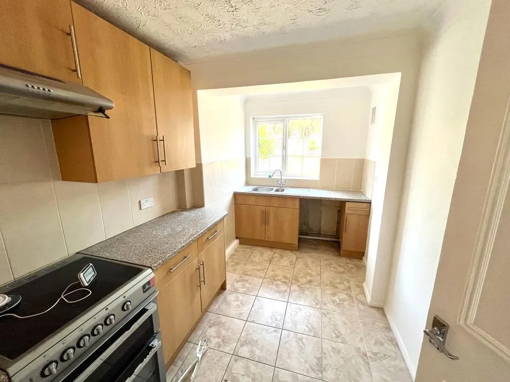 Trundle View Close, Barnham, photo 5
