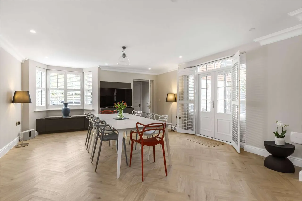 Gorse Lane, Chobham, GU24, photo 4