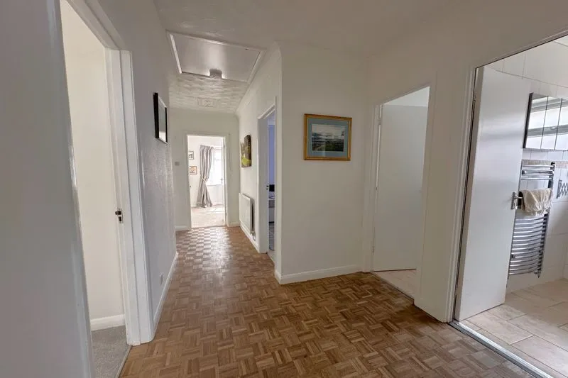 Ditchling Crescent, Brighton BN1 8GD, photo 13