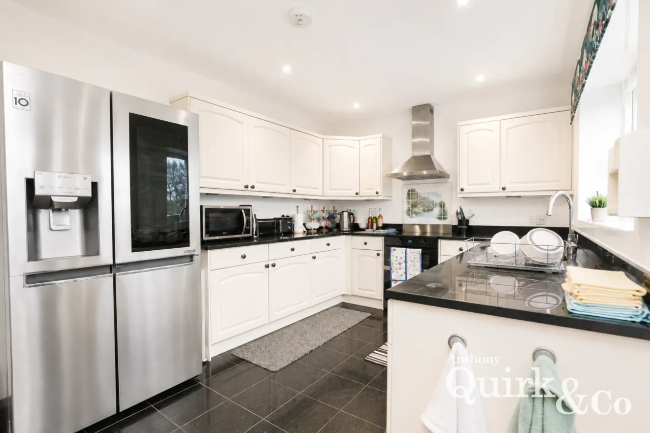 Coker Road, Canvey Island, SS8, photo 4