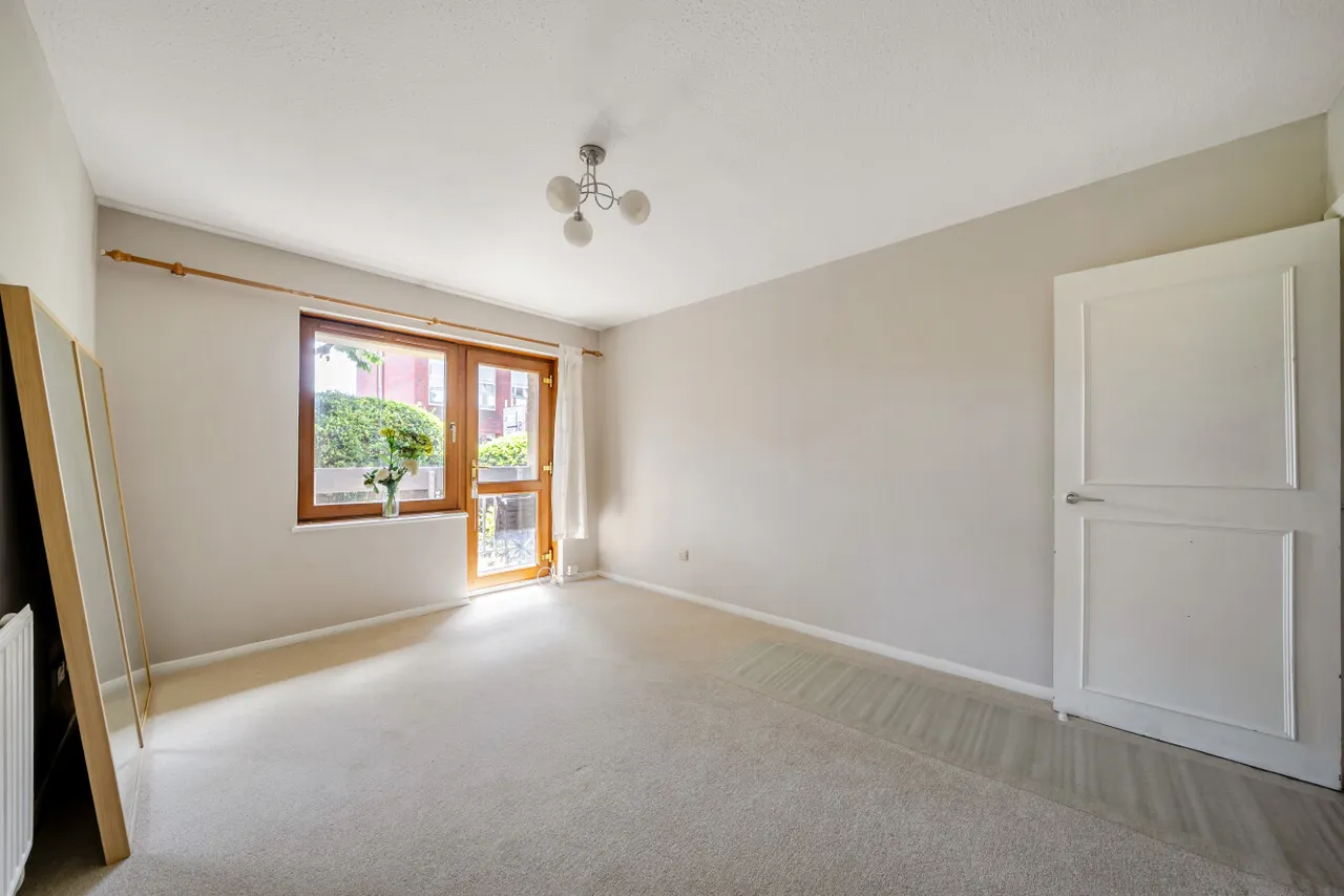 Alexandra Road, Wimbledon, London, SW19, photo 2