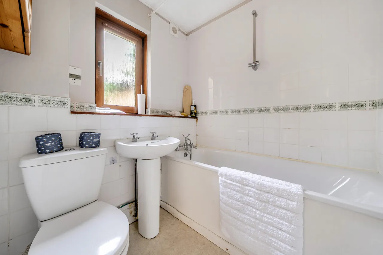 Alexandra Road, Wimbledon, London, SW19, photo 7