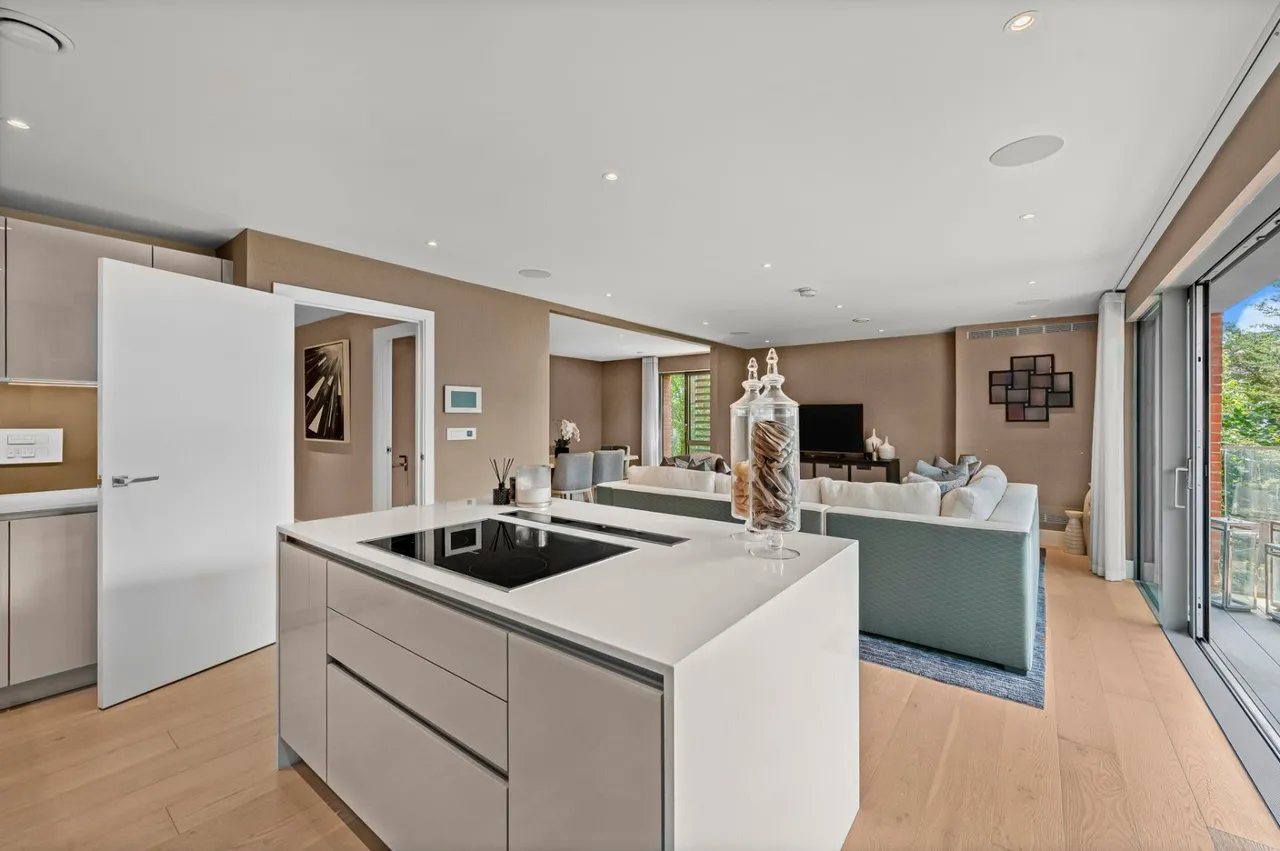 Penrose Gardens, Hampstead, NW3, photo 10