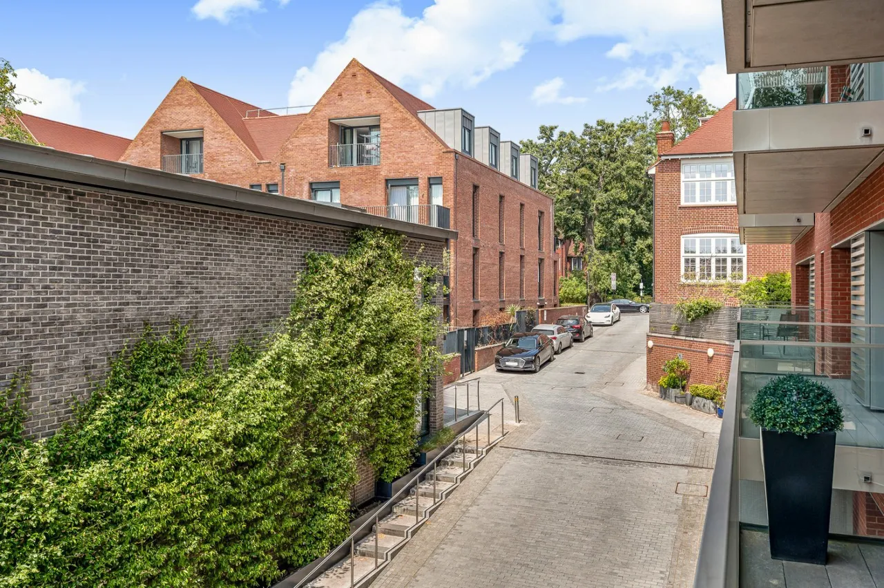 Penrose Gardens, Hampstead, NW3, photo 15
