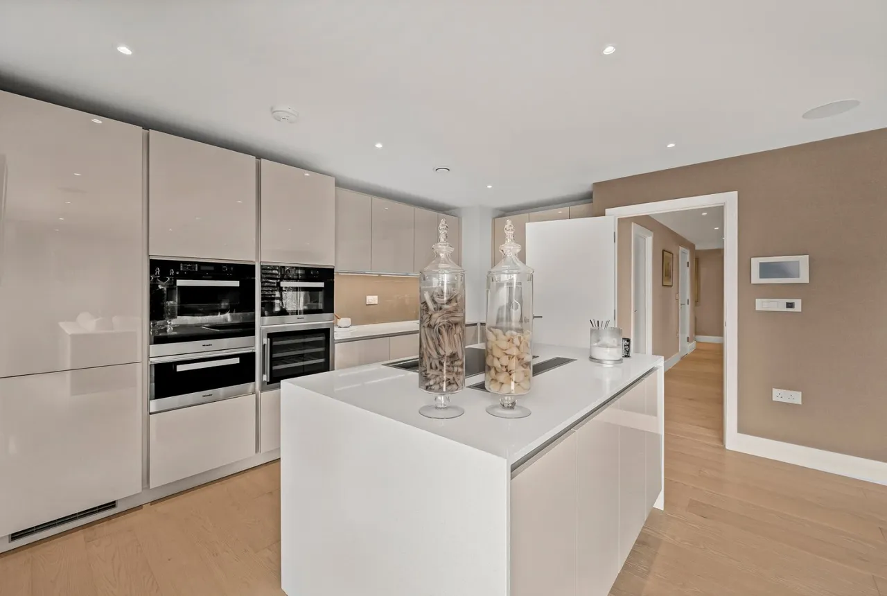 Penrose Gardens, Hampstead, NW3, photo 9