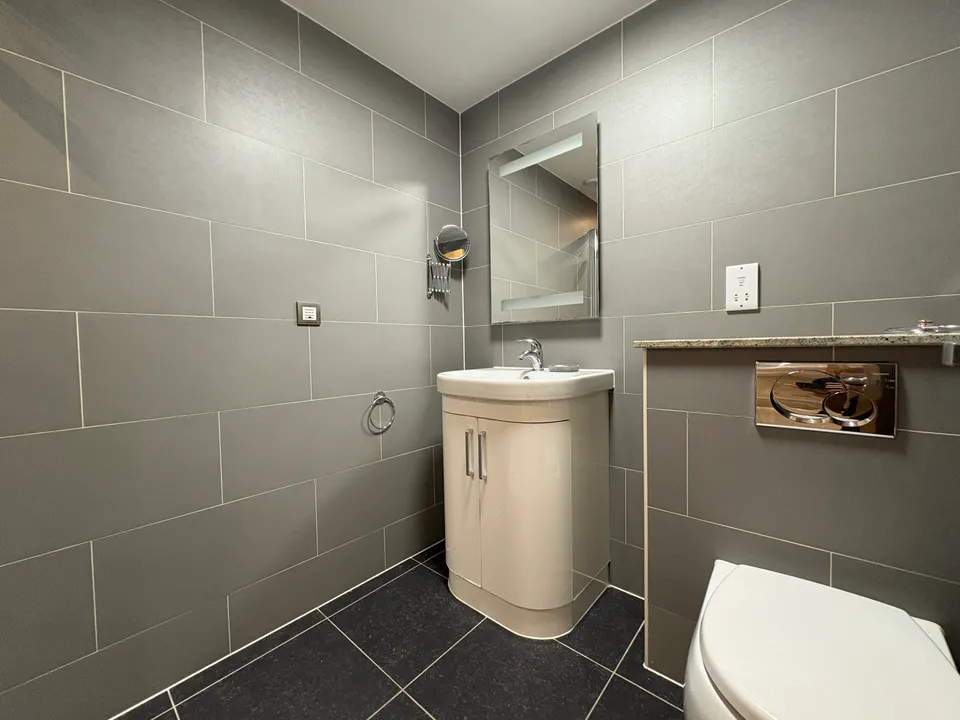Apartment with Cathedral Views, Riverview Court, Hereford, photo 15