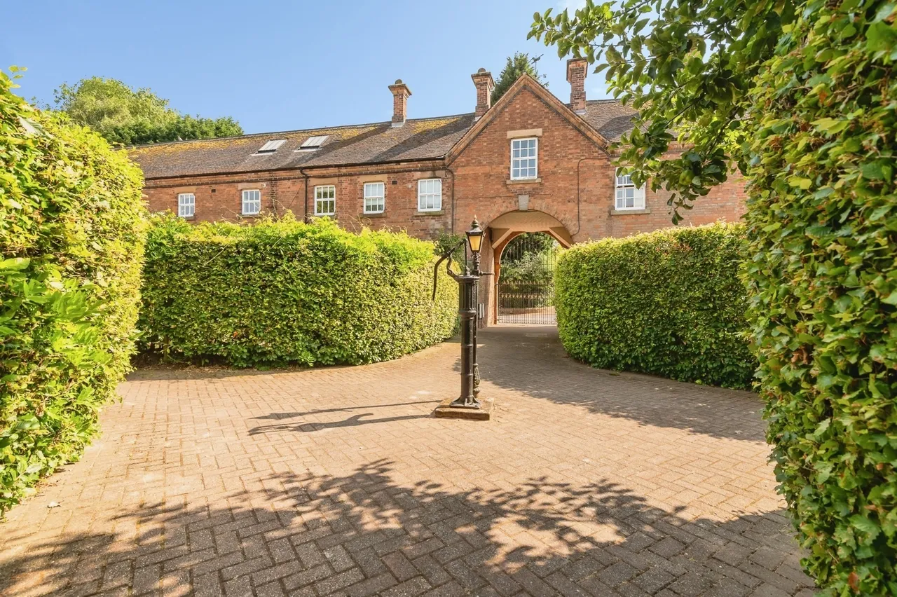 Taylors Croft, Woodborough, NG14, photo 14