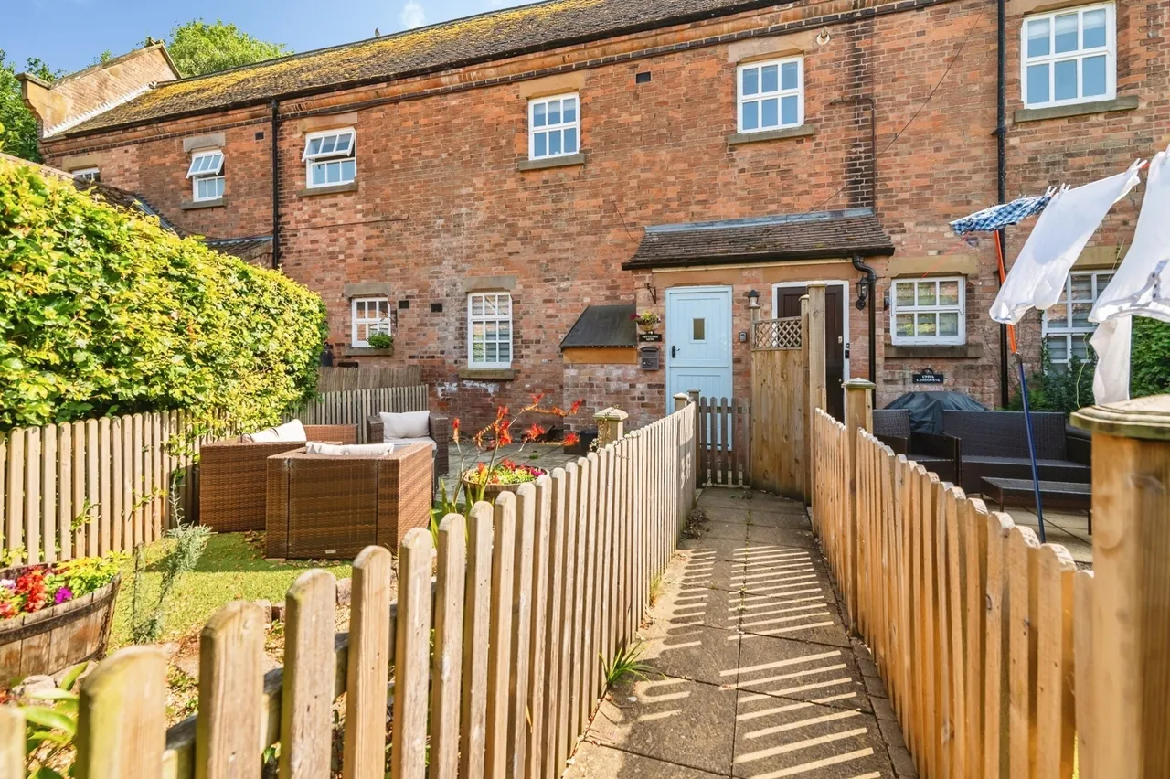 Taylors Croft, Woodborough, NG14, photo 13