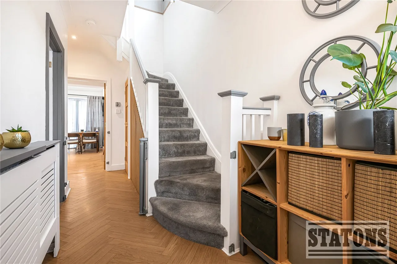 Birley Road, London, N20, photo 2
