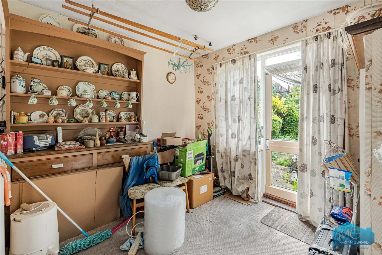 Lyndhurst Gardens, London, N3, photo 5