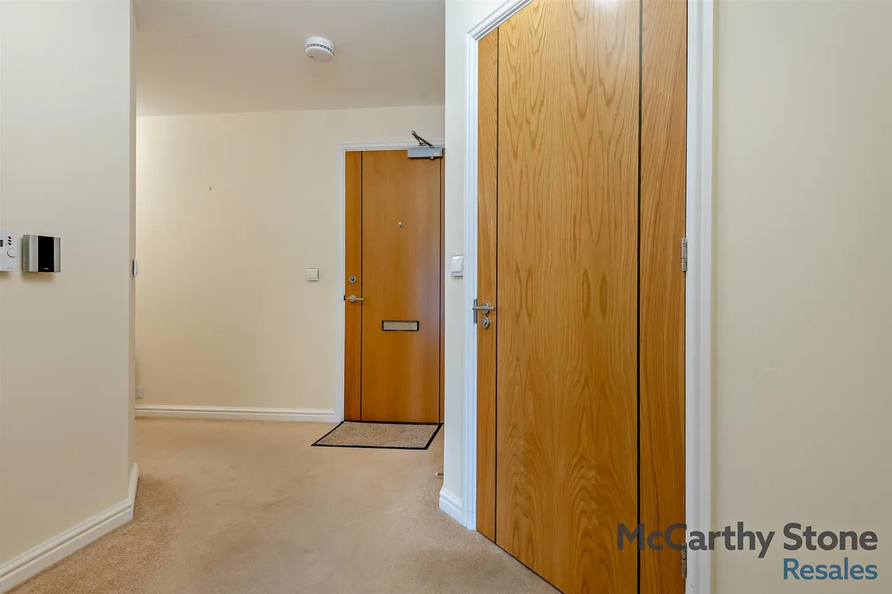 Avenue Road, Lymington, SO41, photo 11