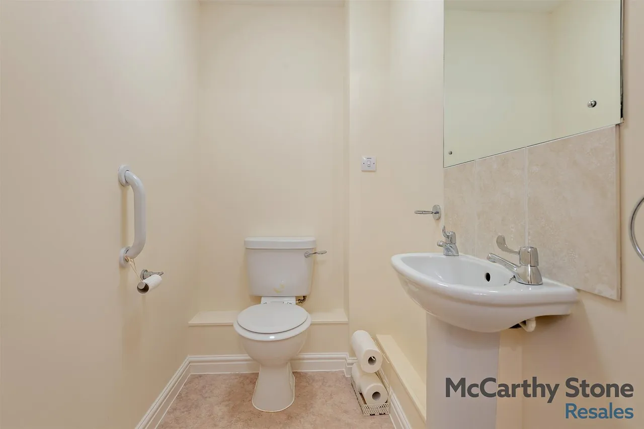Avenue Road, Lymington, SO41, photo 7