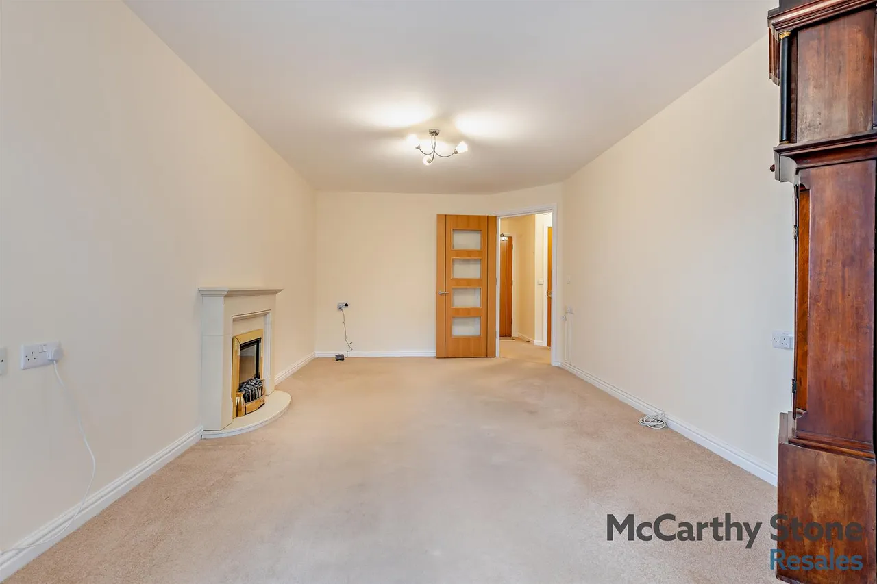 Avenue Road, Lymington, SO41, photo 14