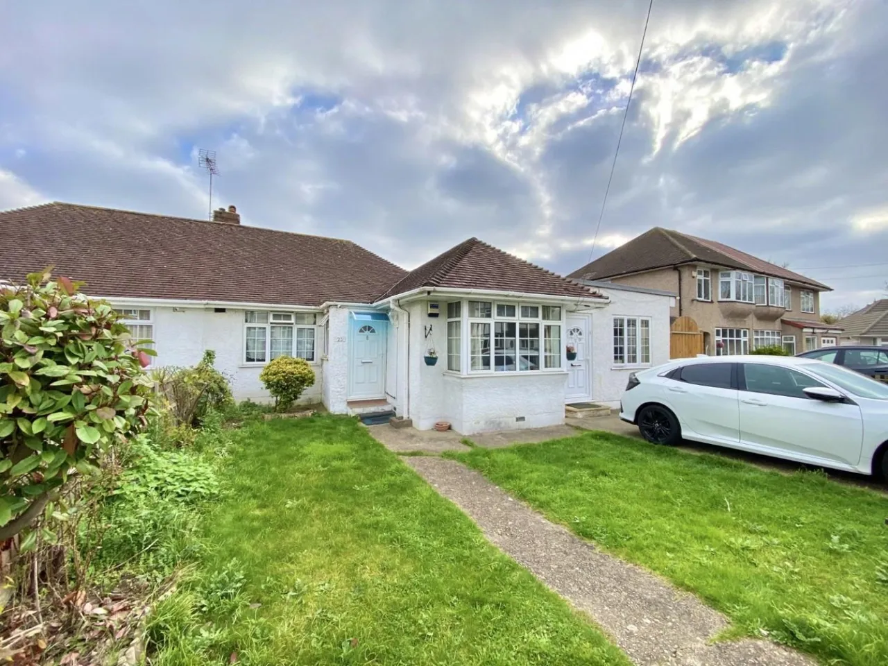 4 bed house for sale — Oakington Avenue, Hayes, UB3 4AH