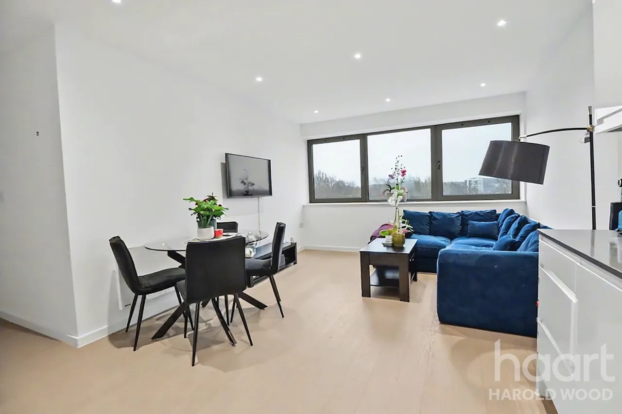 Hubert Road, Brentwood, CM14, photo 8