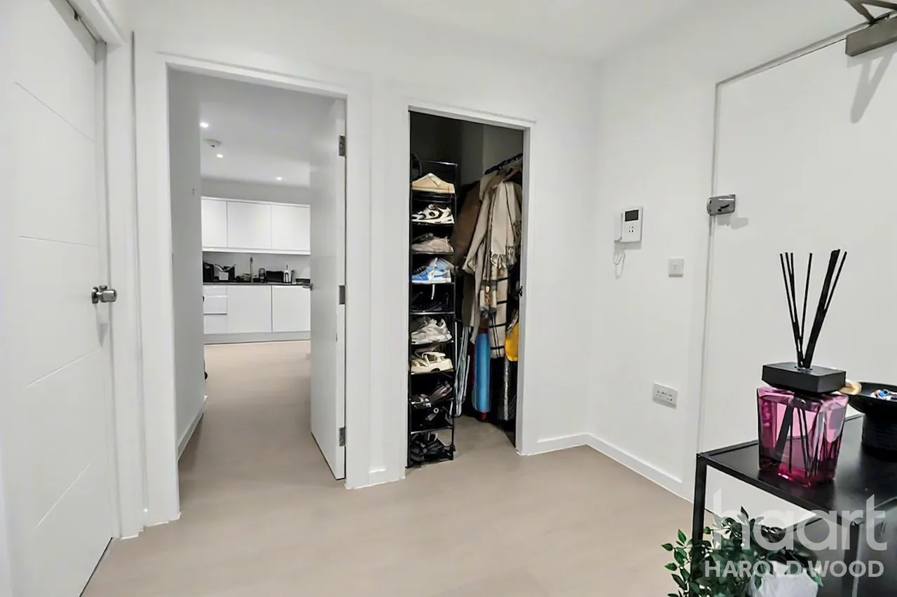 Hubert Road, Brentwood, CM14, photo 3