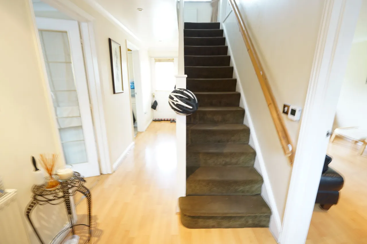 Hodges Close, Grays, Essex, RM16 6EN, photo 3