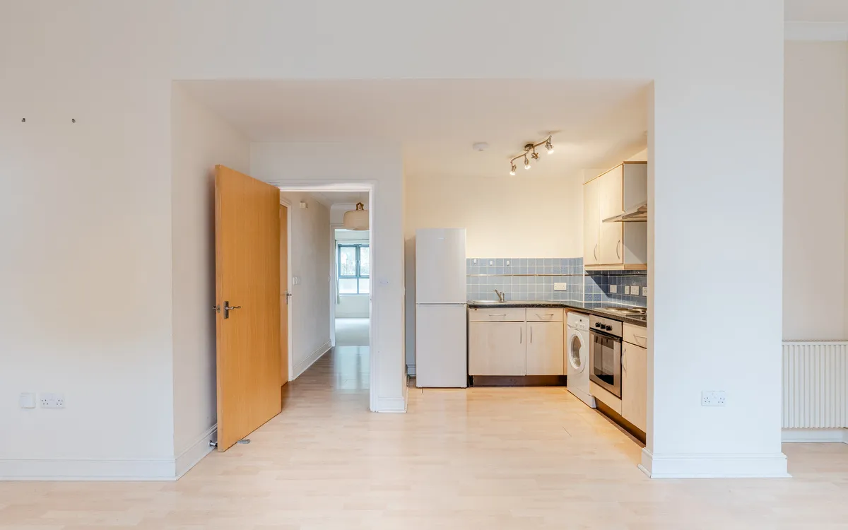 St. Clements Court, Central Bristol, BS2, photo 4