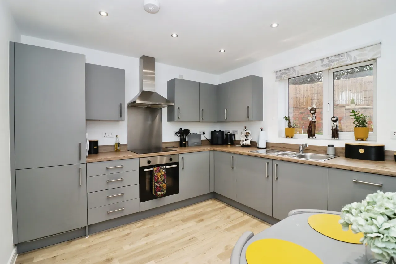 Baker Road, Chesterfield, S42, photo 11