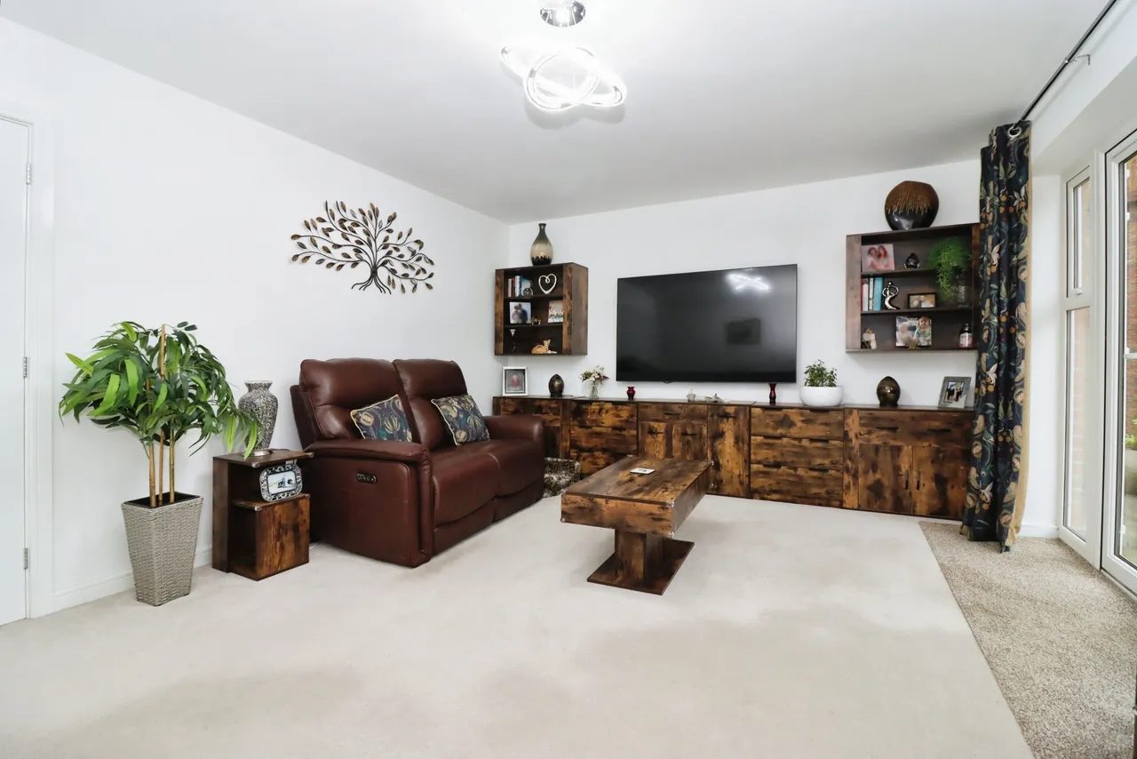 Baker Road, Chesterfield, S42, photo 2