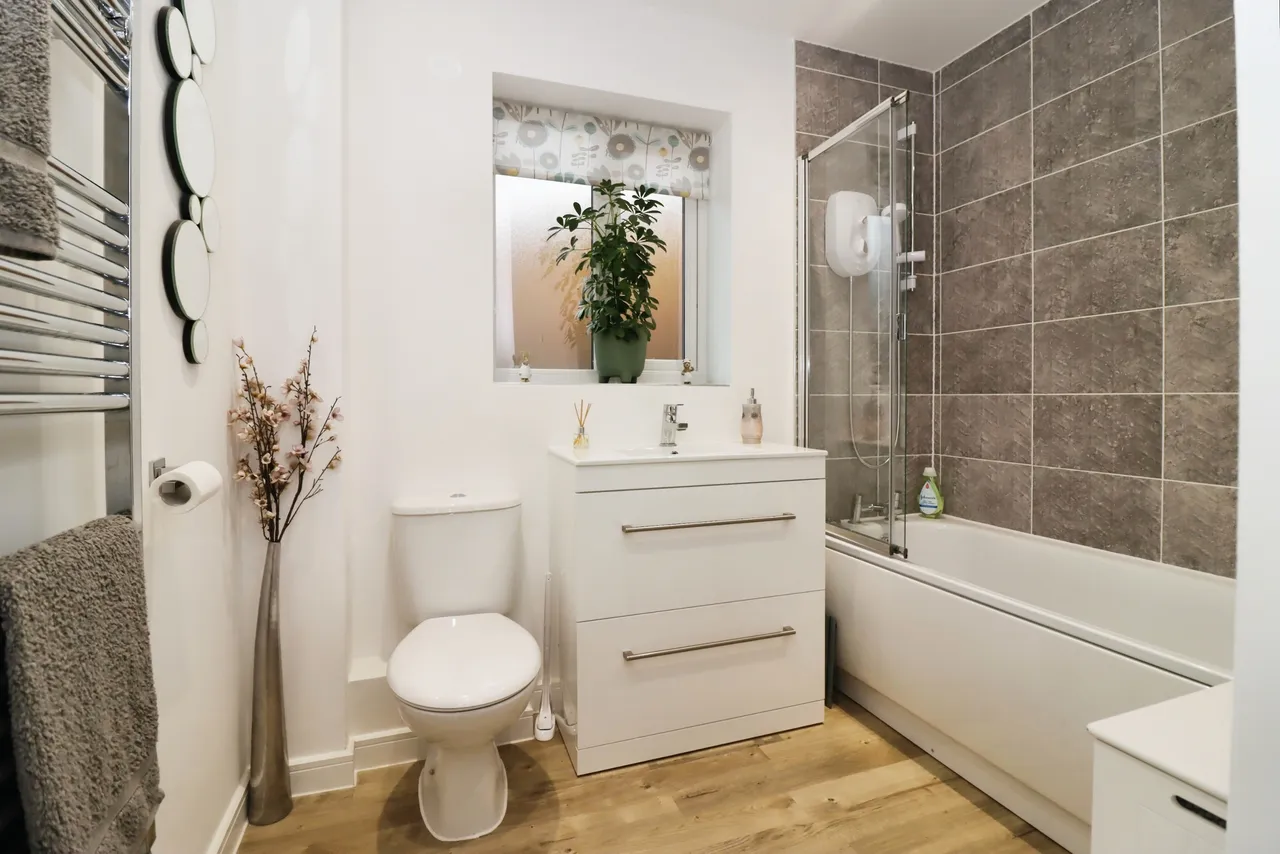 Baker Road, Chesterfield, S42, photo 4