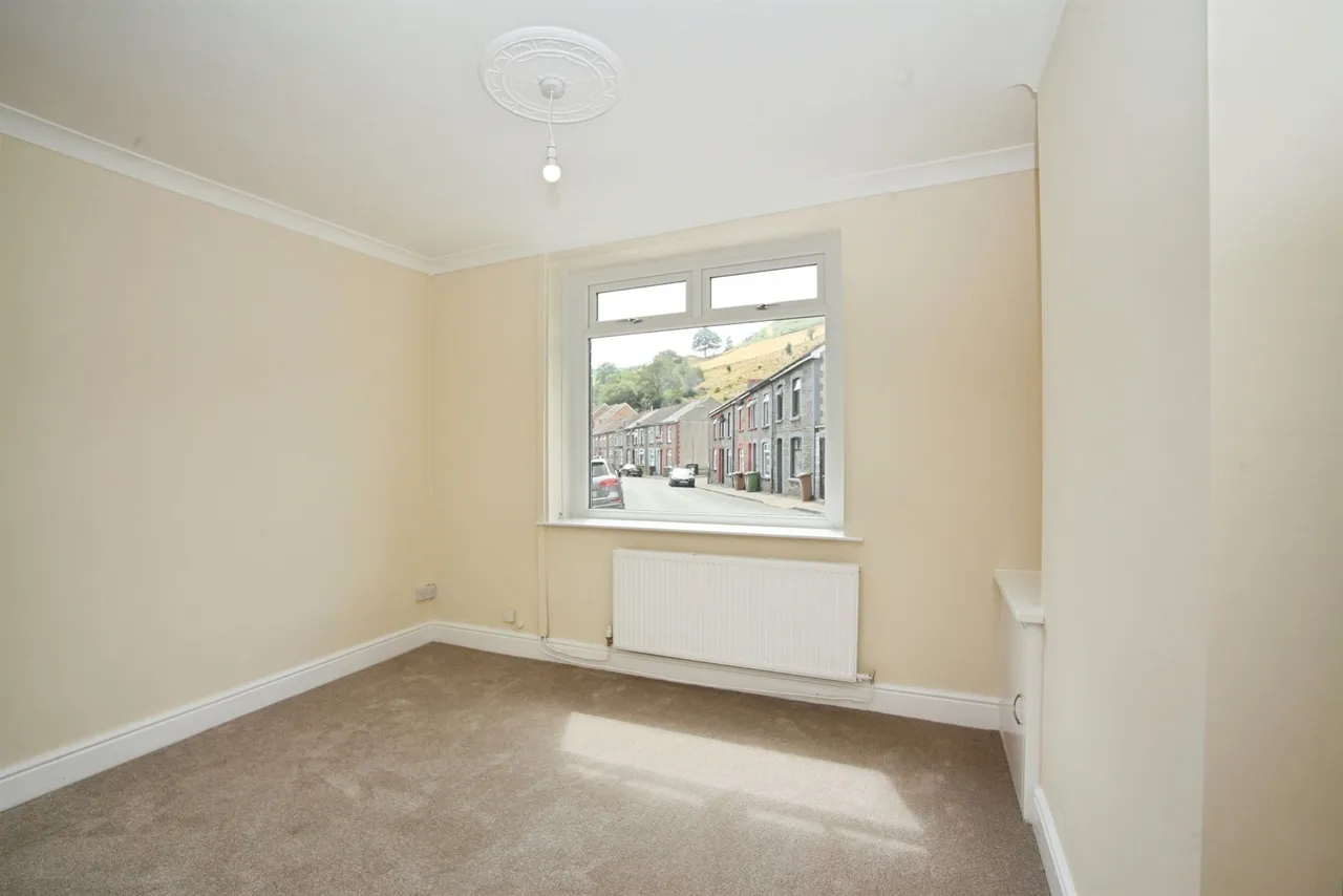 Lower Francis Street, Caerphilly, CF83, photo 18