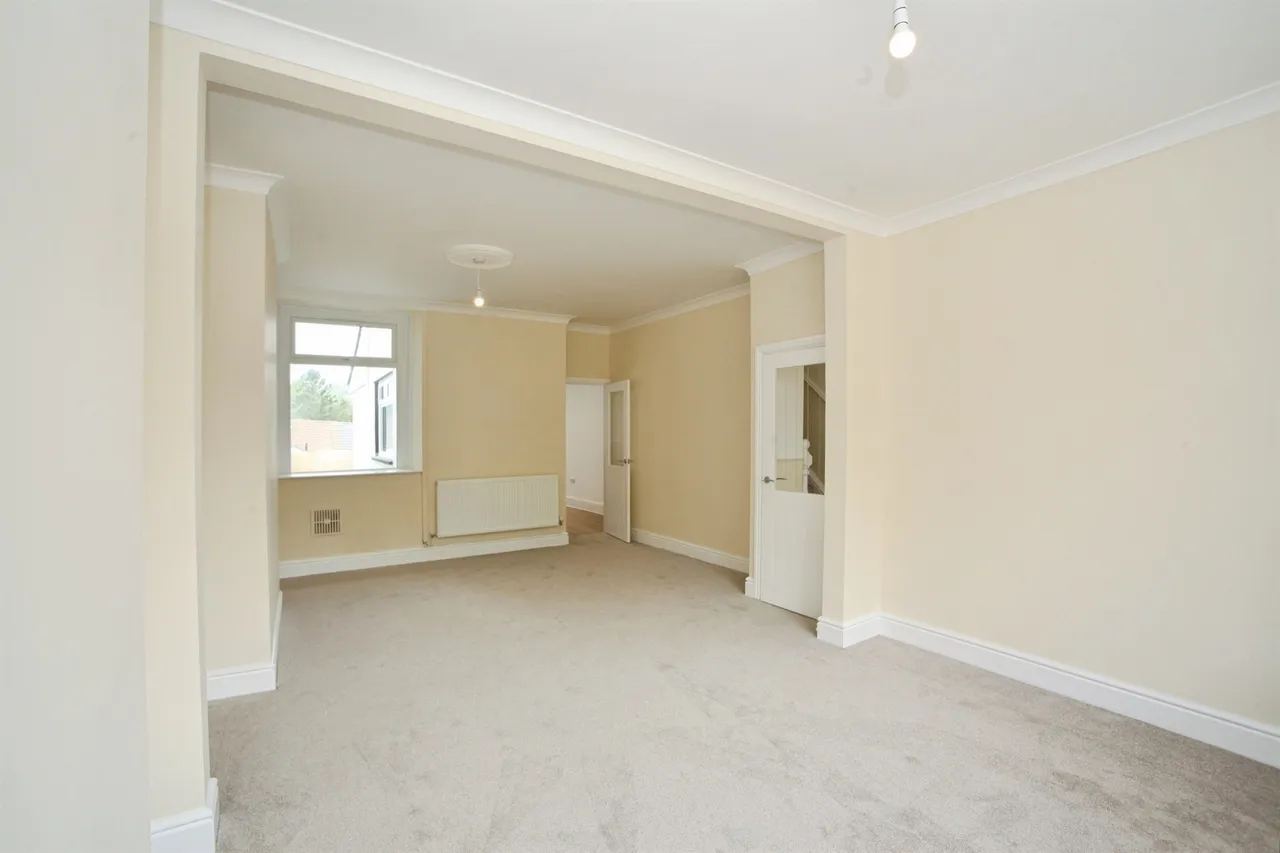 Lower Francis Street, Caerphilly, CF83, photo 9