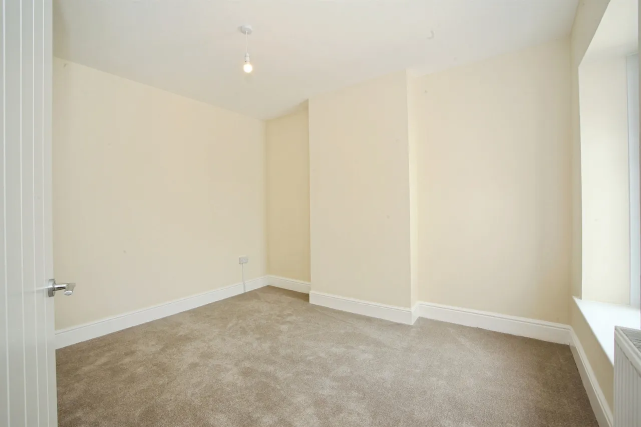Lower Francis Street, Caerphilly, CF83, photo 10