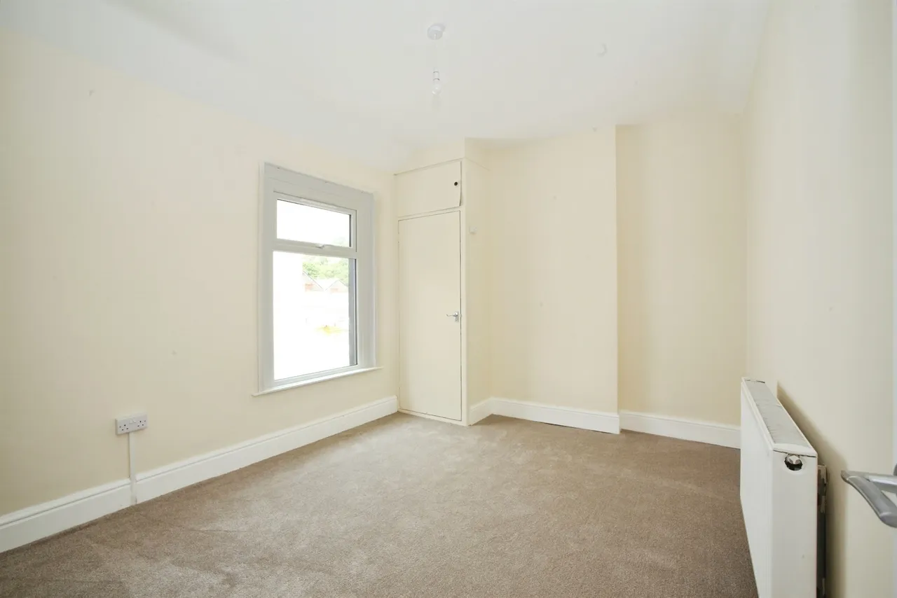 Lower Francis Street, Caerphilly, CF83, photo 13