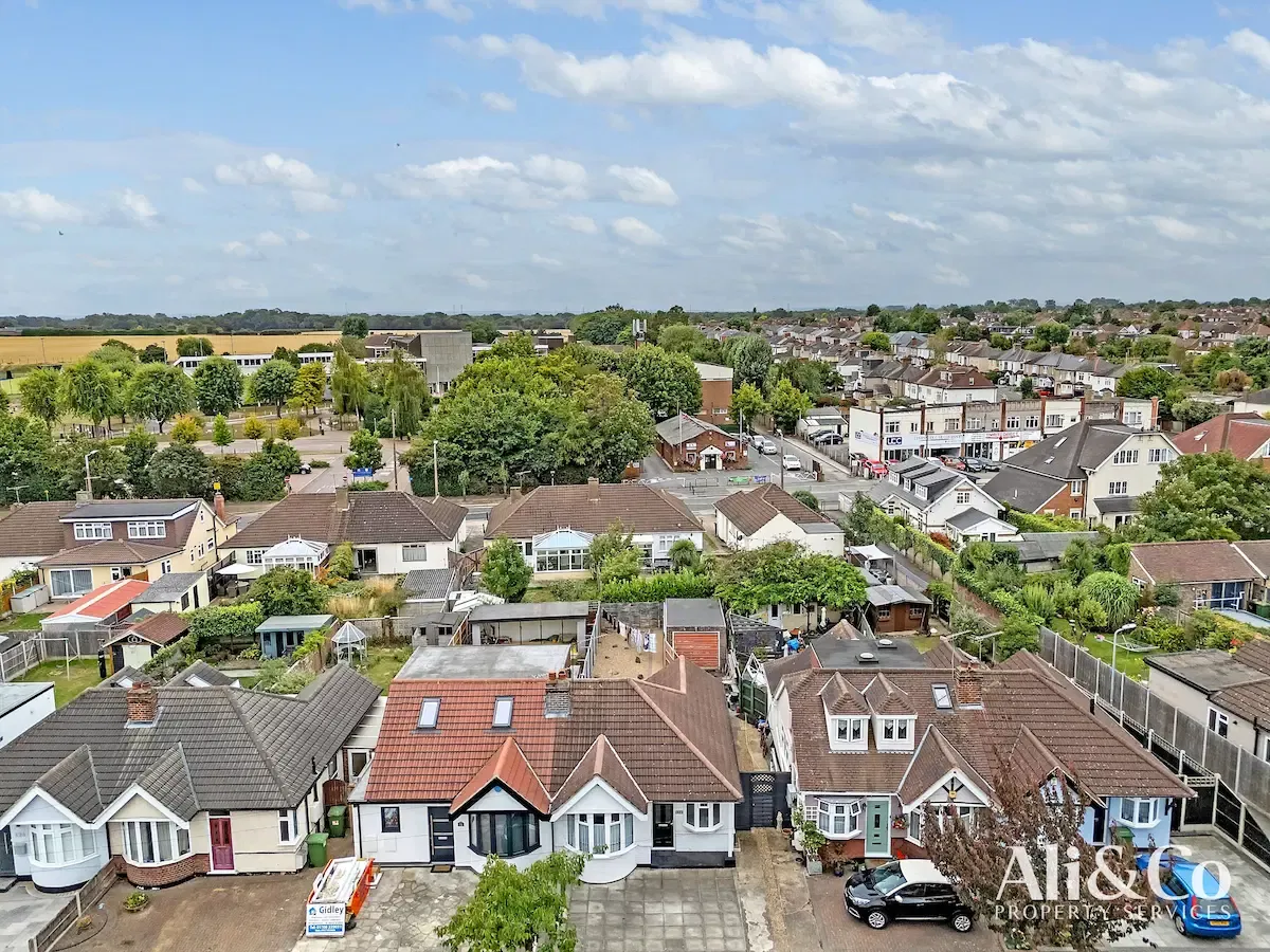 Howard Road, Upminster, photo 19
