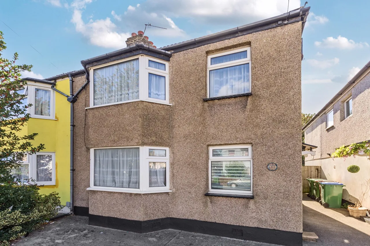 3 bed house for sale — Westbrooke Road, Welling