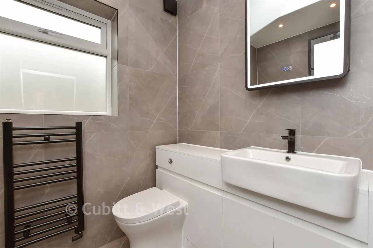 Grosvenor Gardens, Wallington, SM6, photo 11