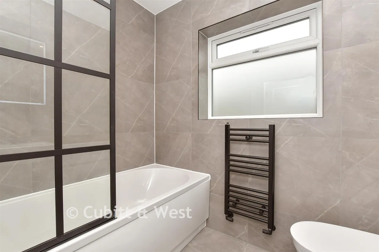 Grosvenor Gardens, Wallington, SM6, photo 10