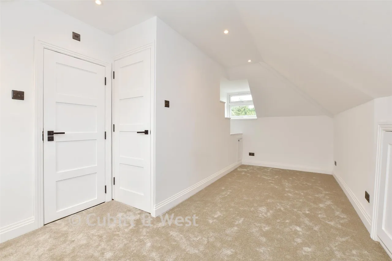 Grosvenor Gardens, Wallington, SM6, photo 13
