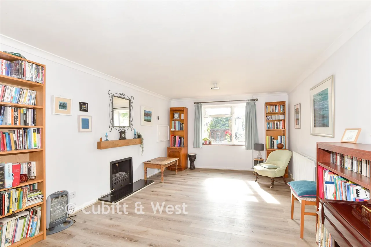Newton Road, Lindfield, RH16, photo 2